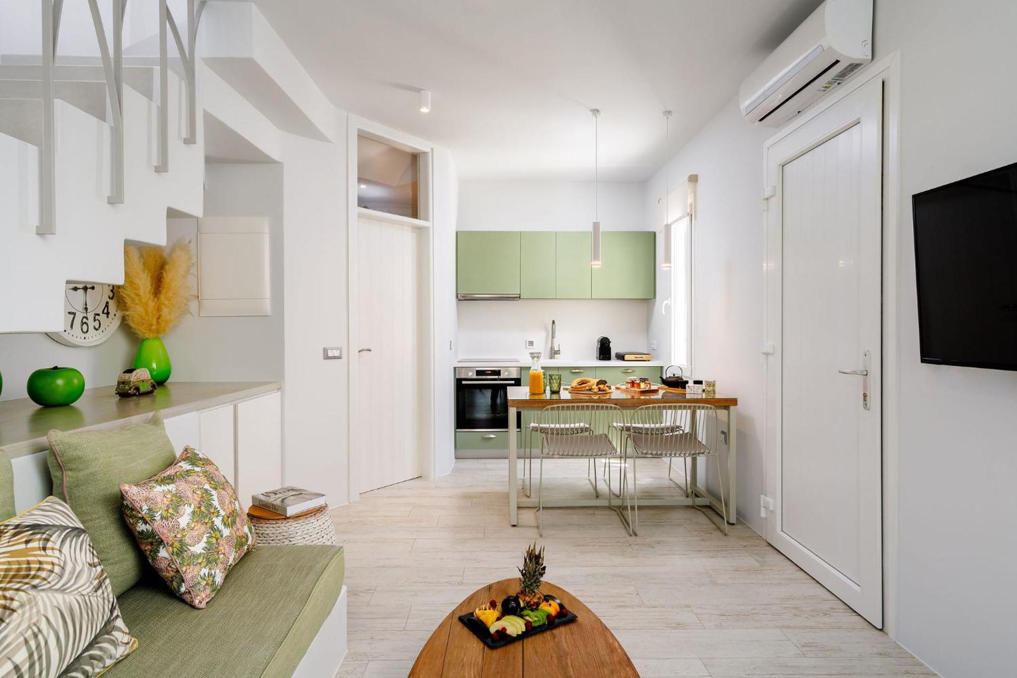 Sunday Luxury Suites Agia Anna  Luaran gambar