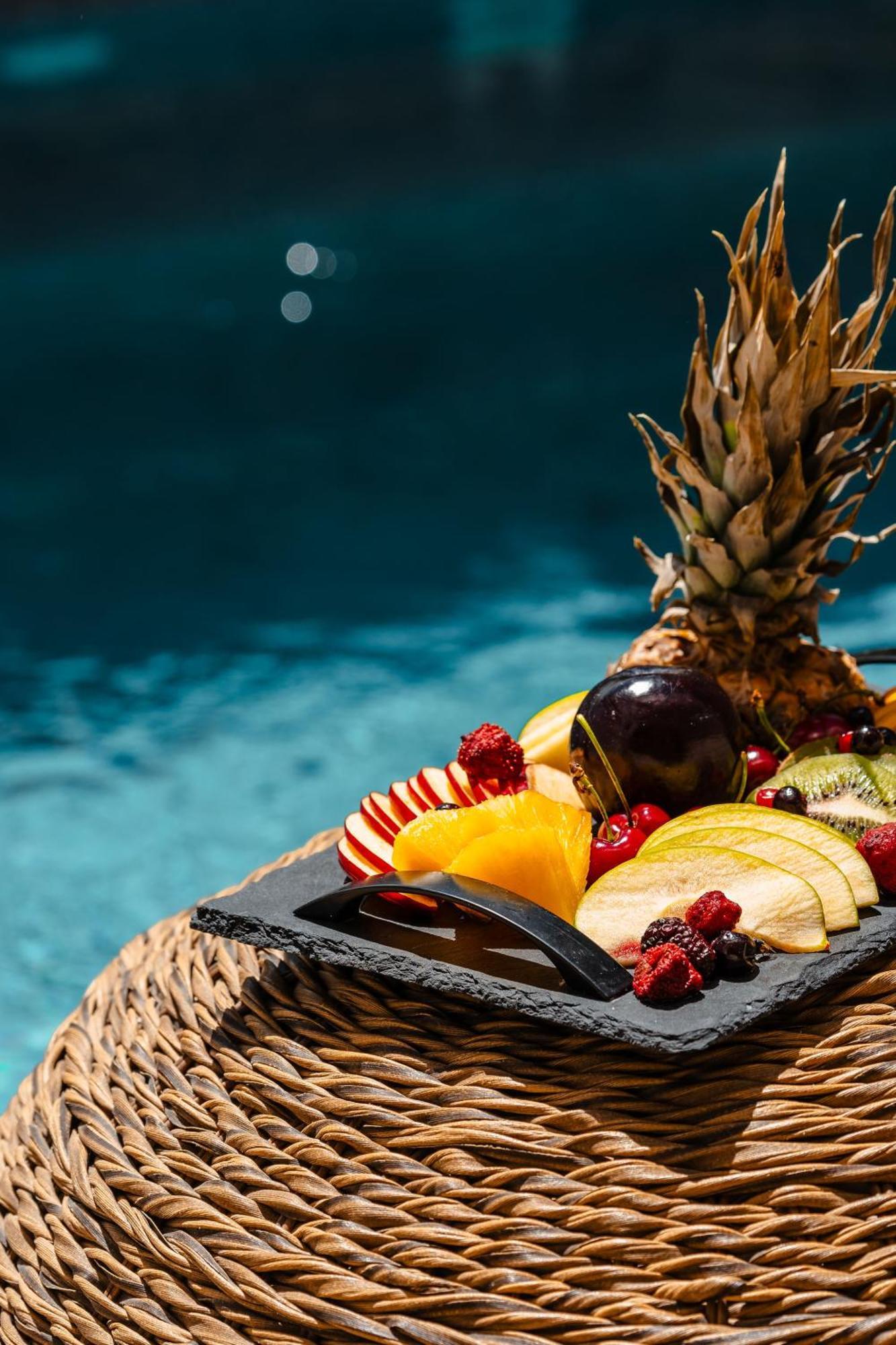Sunday Luxury Suites Agia Anna  Luaran gambar