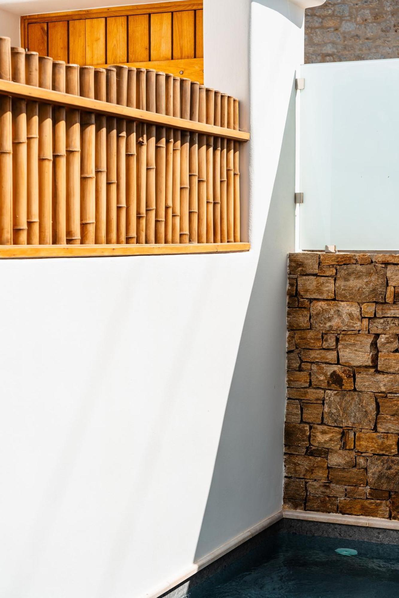 Sunday Luxury Suites Agia Anna  Luaran gambar